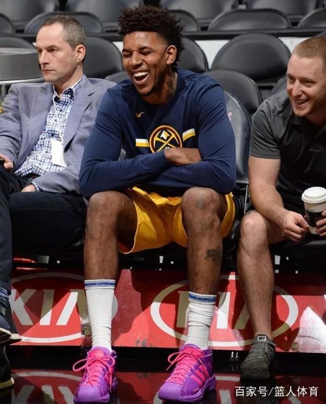 球报：尤文和曼市双雄有意尤尔曼德，后者被葡体定价约6000万欧（球报：尤文与曼联曼城看上尤尔曼德，葡体要价约6000万欧）