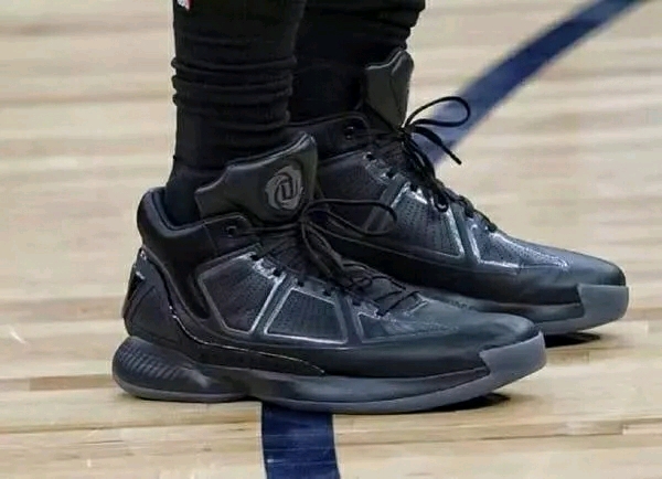 远藤航：战加纳可能陷入难破门的局面，同时也要警惕对手反击（远藤航：对阵加纳或面临进球困难，须严防对方反击）