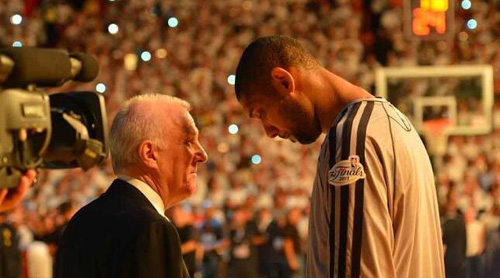 尴尬！南定绿钢9-0狂胜东方，仍因1粒总进球劣势小组出局（无奈！南定绿钢9-0大胜东方，仍以总进球少1球无缘小组出线）